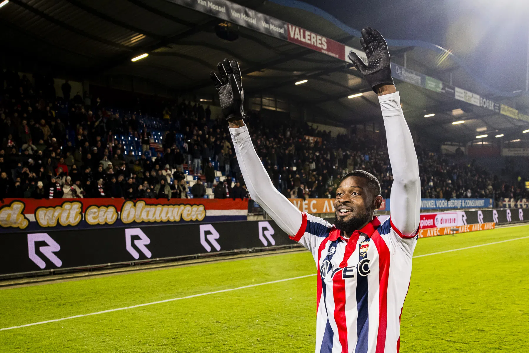 Supersub Willem II maakt er wéér twee als invaller: 'Daar is menig club jaloers op'