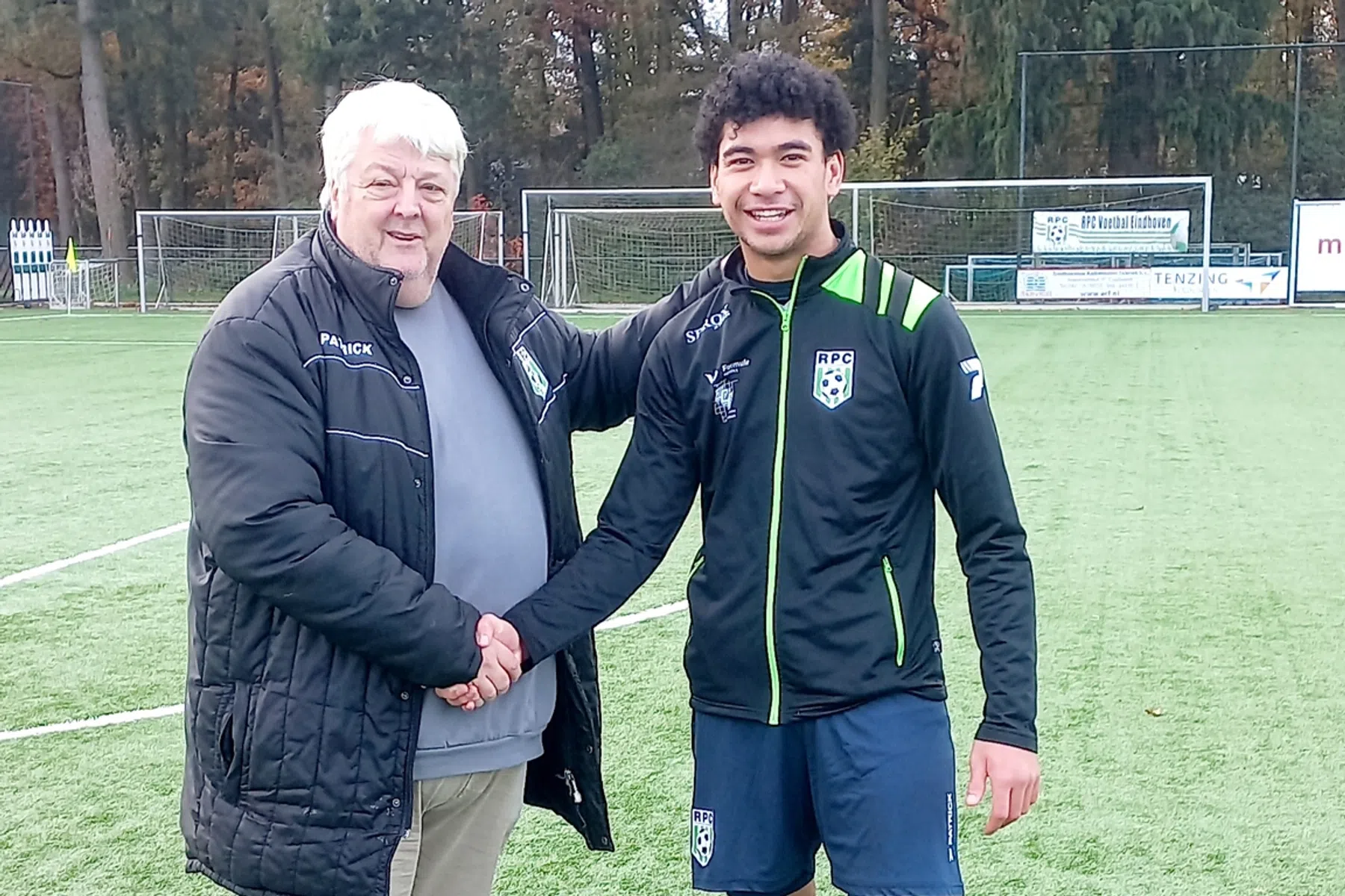 Deze keeper van een Derdeklasser reist 15.000 kilometer voor interlands