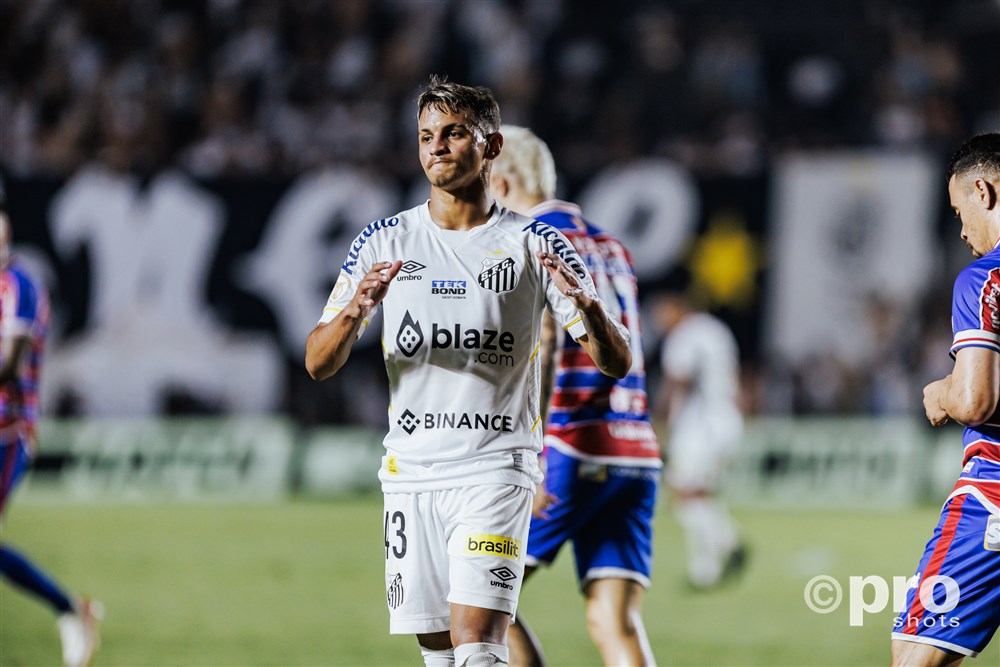 Historische degradatie: Santos daalt jaar na overlijden Pelé af