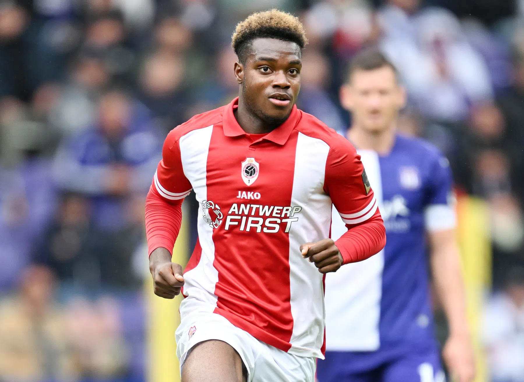 Het peperdure Antwerp-talent dat in de schaduw van Janssen moet rijpen