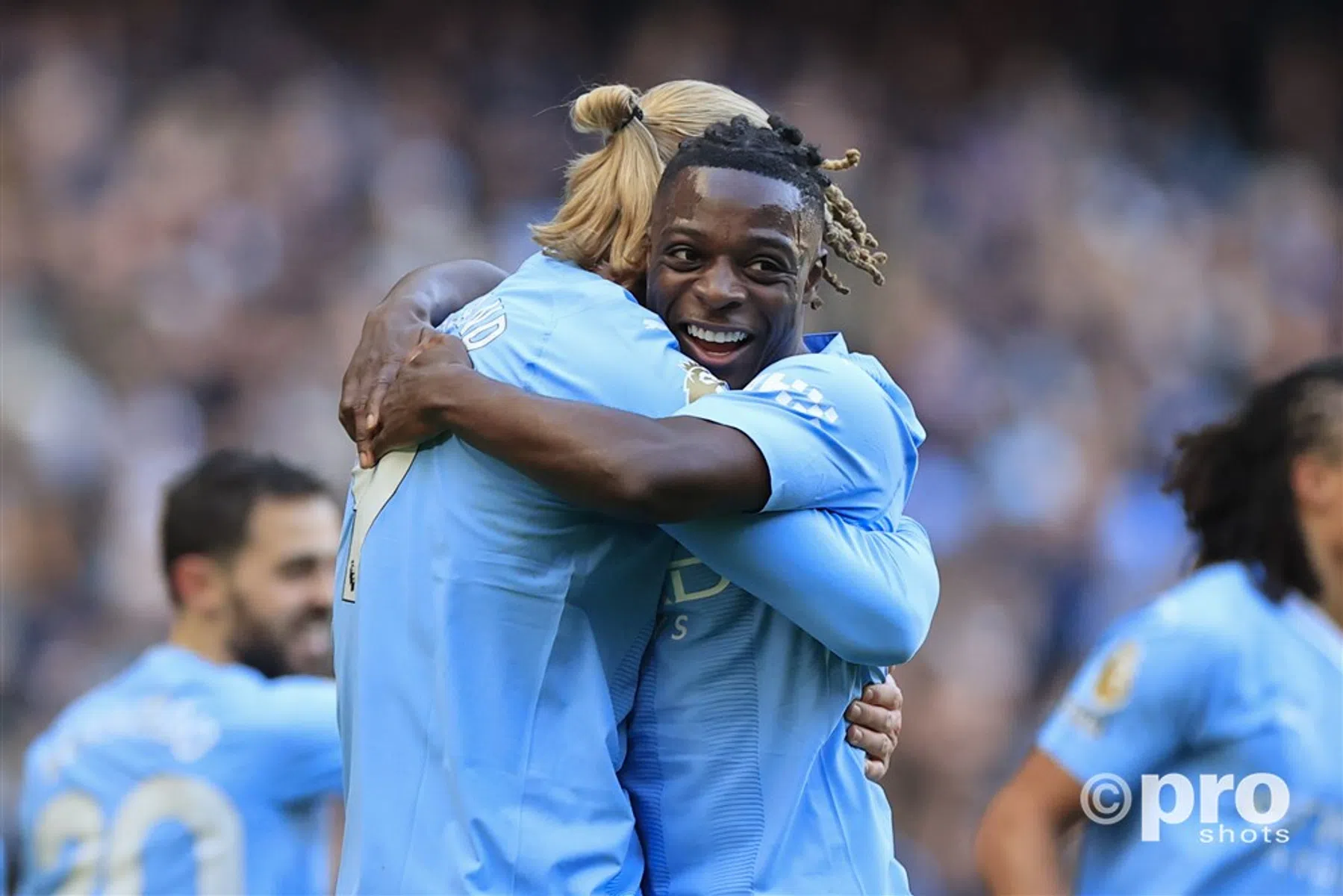 Domper voor Guardiola: Haaland en Doku ontbreken bij Man City