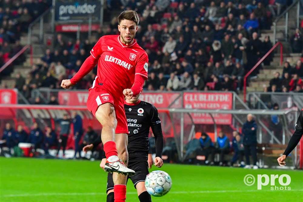 Te veel liefhebber voor de bank: Van Wolfswinkel wil meer zijn dan een supersub