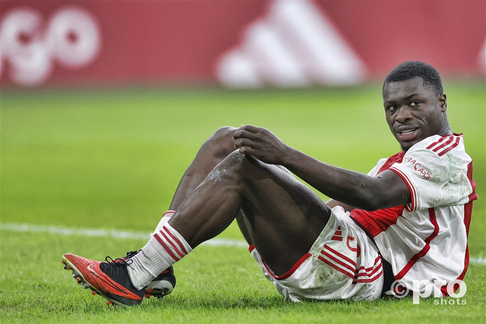 'Ajax blijft kwetsbaar, die negen punten maak je niet even goed'