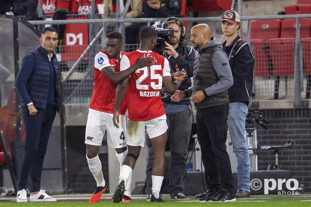 Martins Indi en Bazoer met AZ mee naar Polen voor allesbeslissend duel