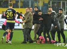 Thumbnail for article: Turkse voorzitter die scheidsrechter toetakelde krijgt levenslange straf