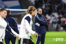 Thumbnail for article: Valkanis neemt het even over bij Ajax: 'Van 't Schip is er in gedachten bij'