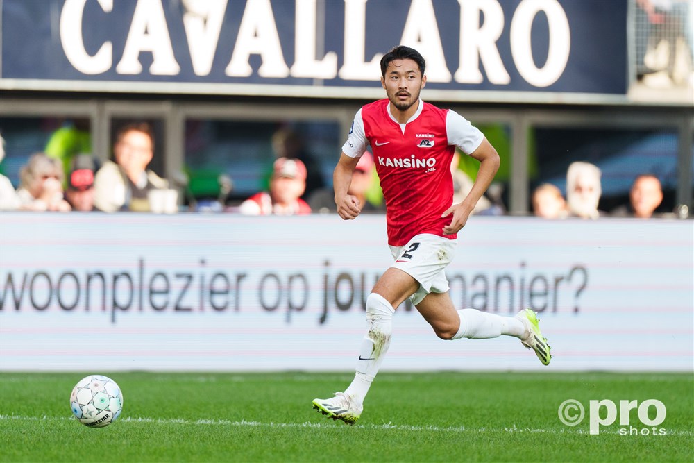 Yukinari Sugawara helt AZ naar de rechterkant