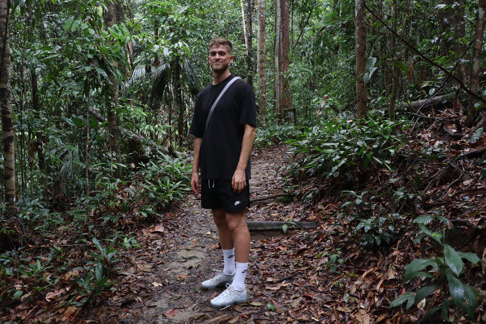 Van Helmond naar de Indonesische jungle en door naar Cambodja