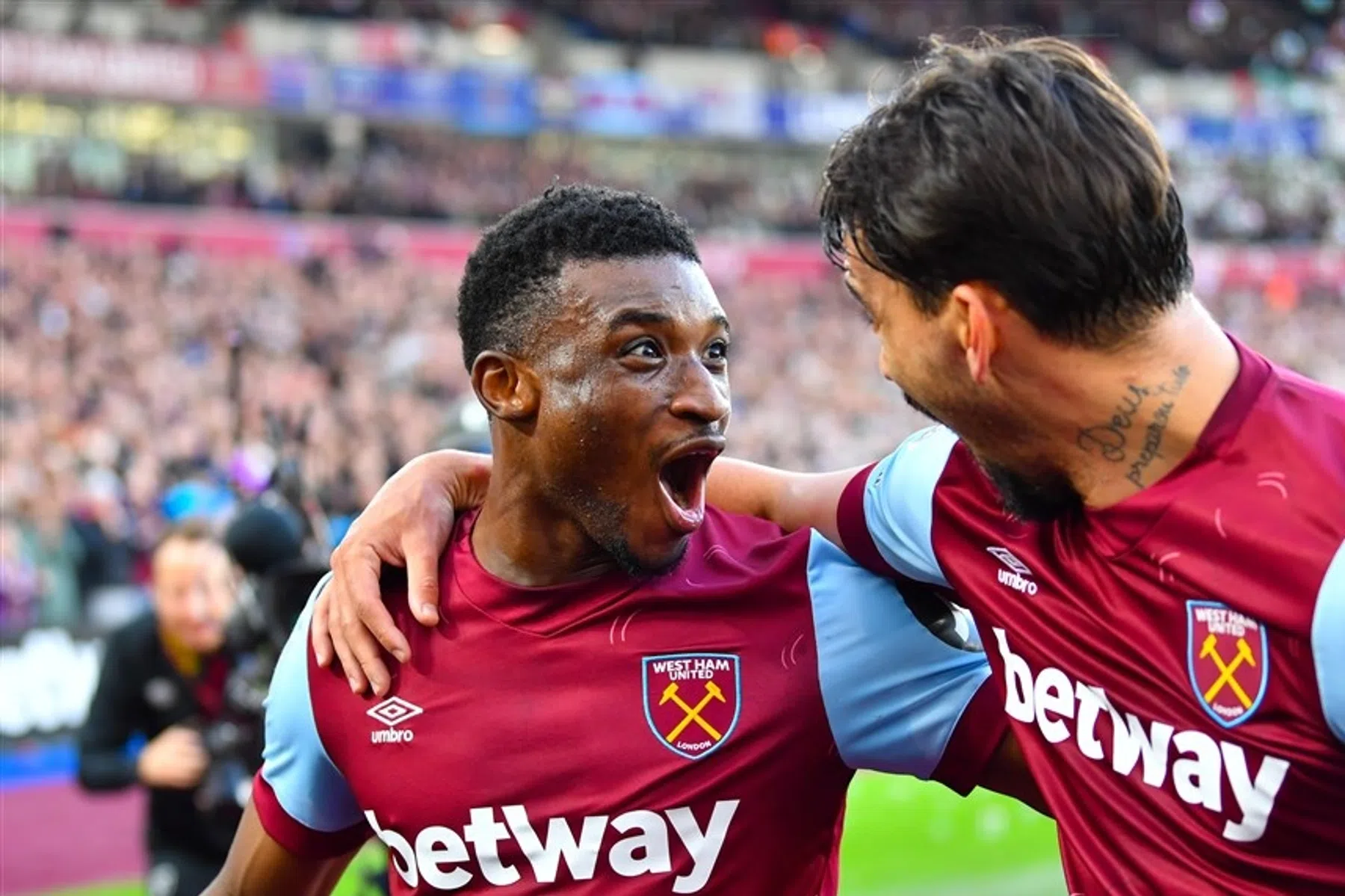 Kudus maakt indruk met dubbelslag: 'Ik doe gewoon mijn ding'