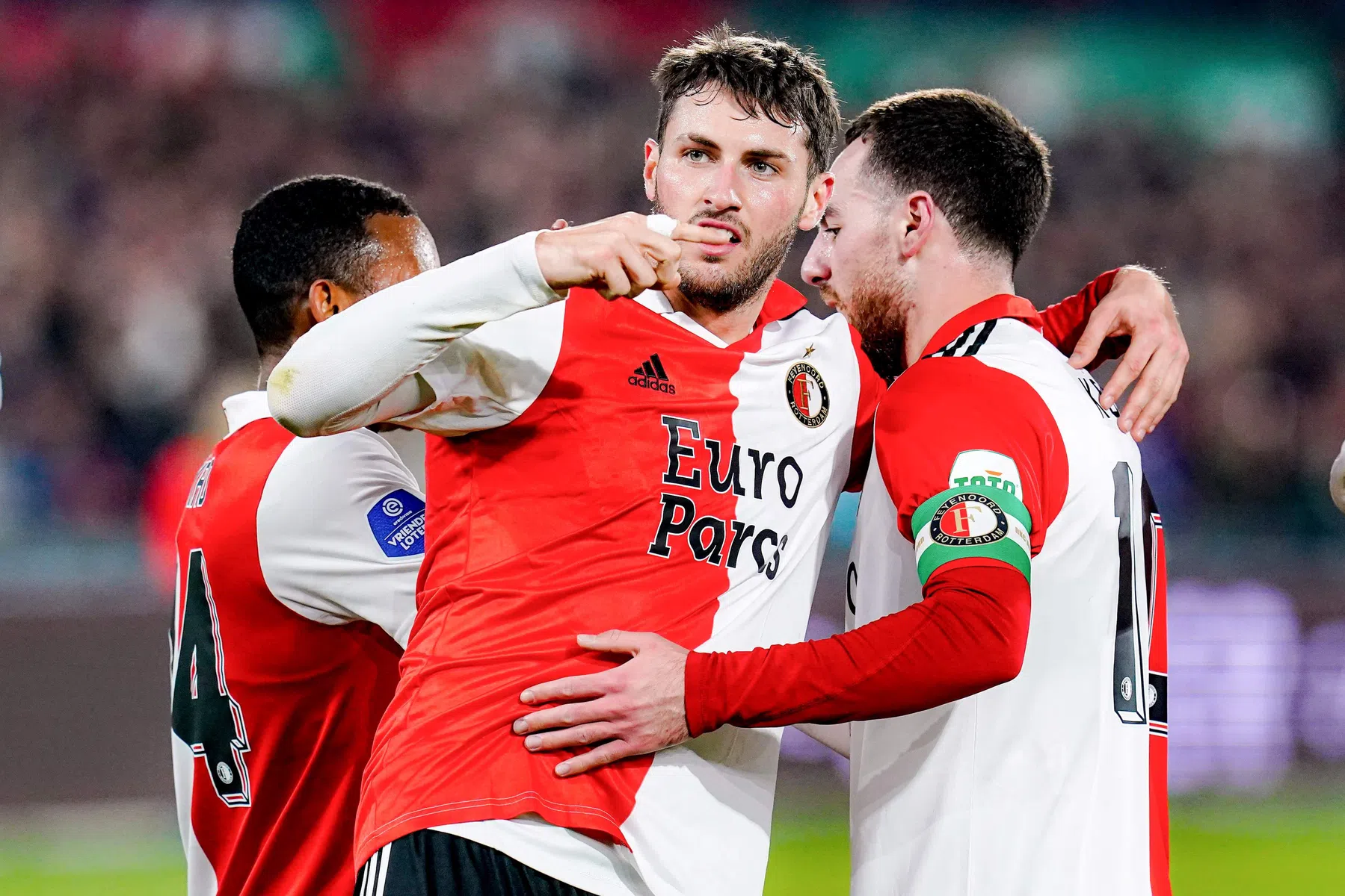 Giménez mist Kökçü bij Feyenoord: 'Beste speler van vorig seizoen'