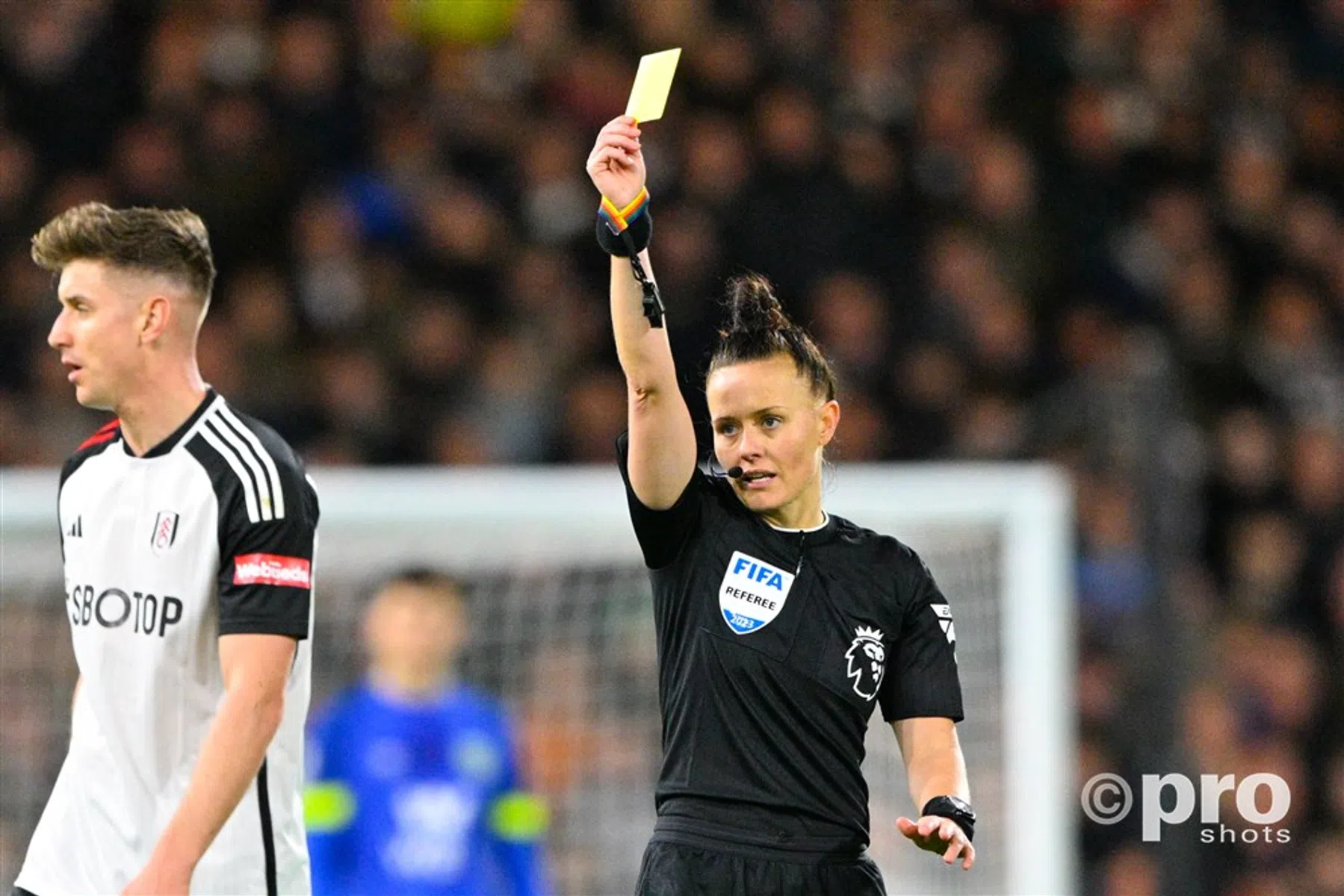 Kompany looft eerste vrouwelijke PL-arbiter: 'Blij dat ik hierbij ben'