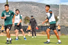 Thumbnail for article: Vol gas naar La Liga: Dick Schreuder en zijn bijzondere Spaanse missie