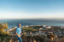 Thumbnail for article: Hans Vonk begint in Zuid-Afrika nieuw leven als reisorganisator