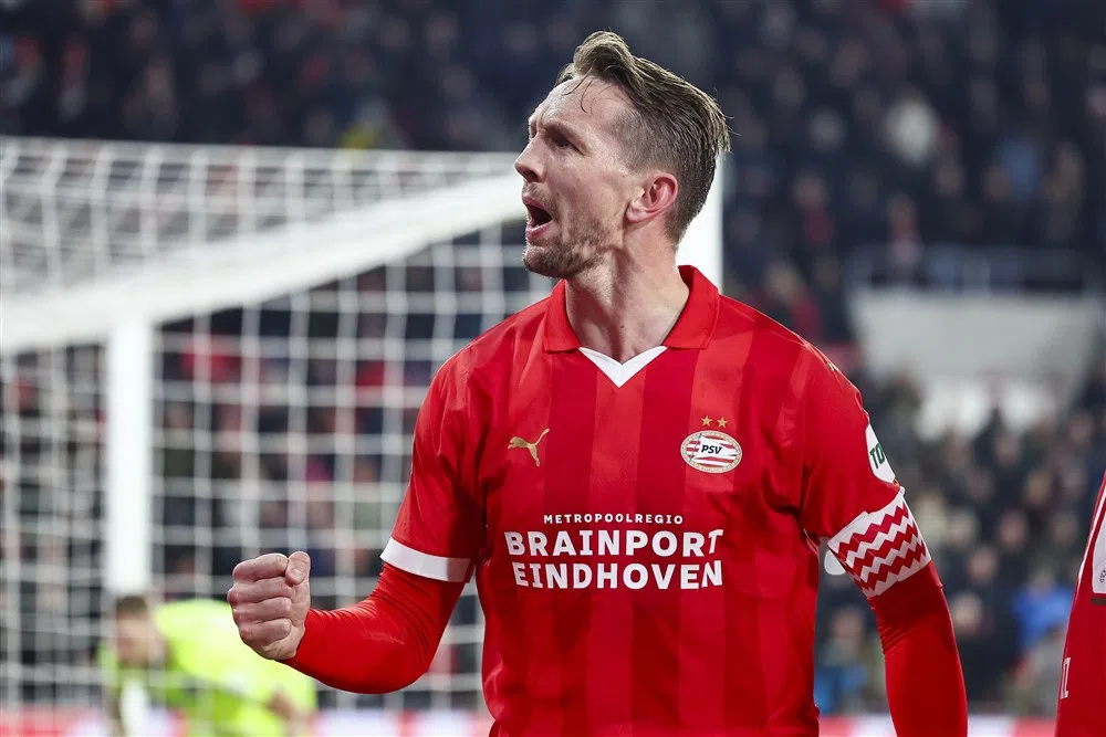 Record leeft heel erg bij PSV: 'We kunnen iets unieks presteren'