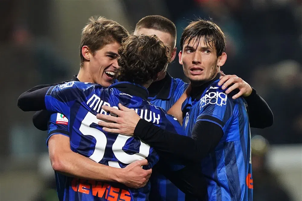 Atalanta maakt geen fout en gaat overtuigend naar laatste acht