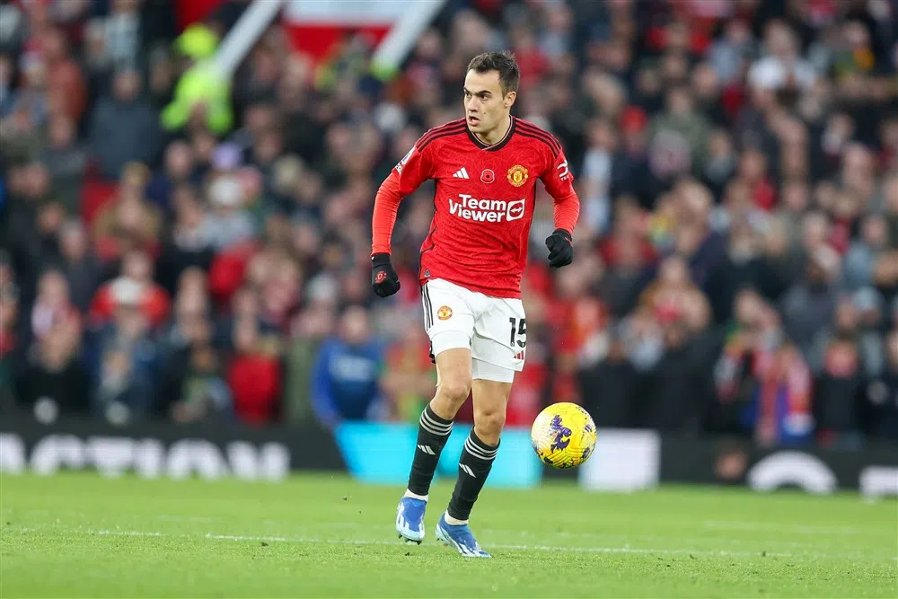 Man Utd neemt richting terugkeer Malacia afscheid van gehuurde back