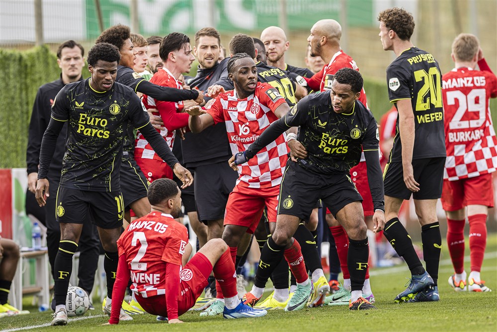 Feyenoord verliest oefenduel van Mainz ondanks fraaie goal Van den Belt