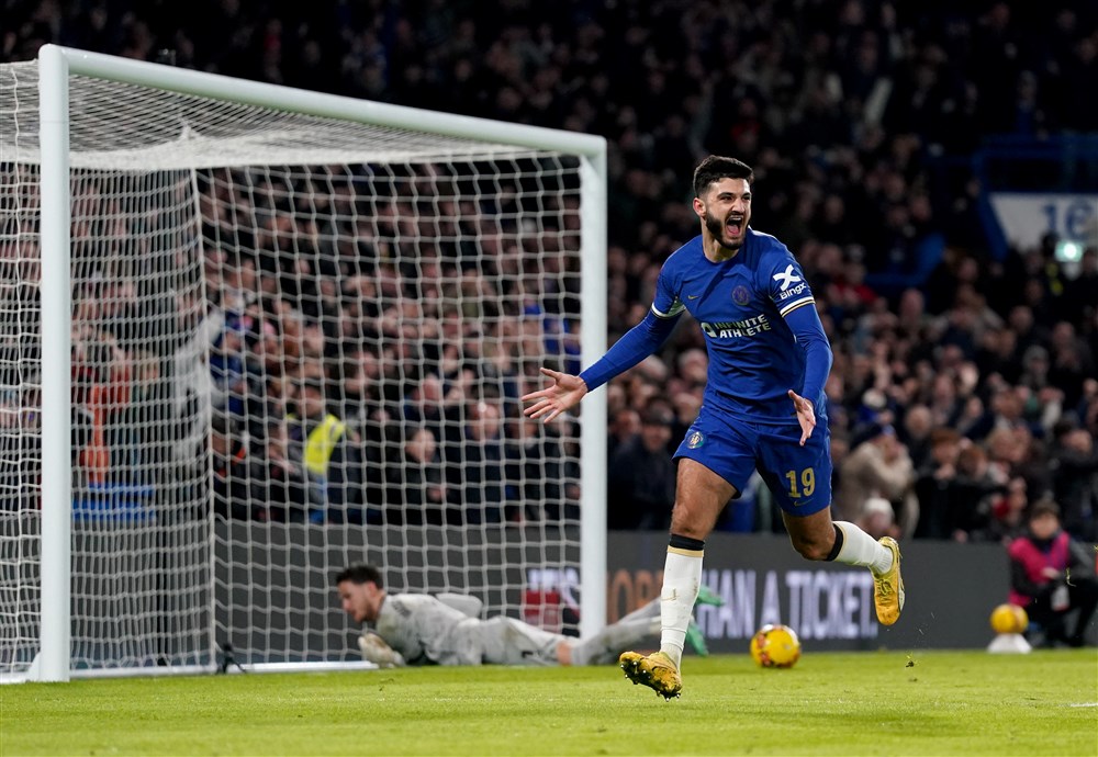 Chelsea tankt vertrouwen met vier goals in een halfuur
