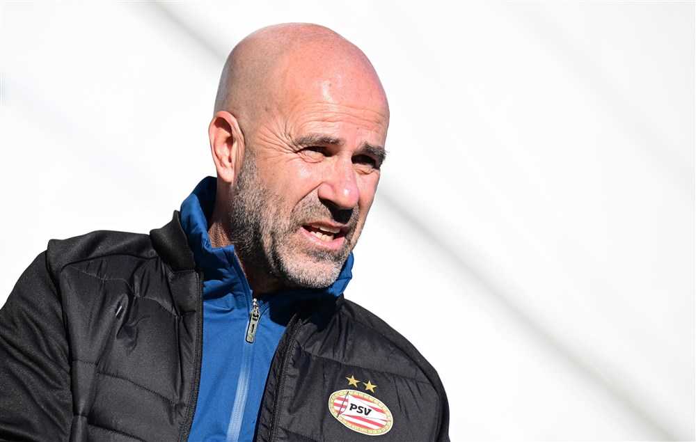 Bosz blikt terug op bijzonder oefenduel en geeft update over Lang en Lozano 