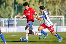 Thumbnail for article: Onbegrip bij PSV en HSV: rode kaart voor Ramalho in oefenduel 