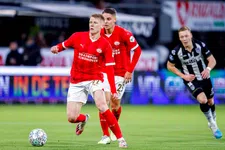 Thumbnail for article: Perfect tussenrapport PSV, felle strijd om plek drie
