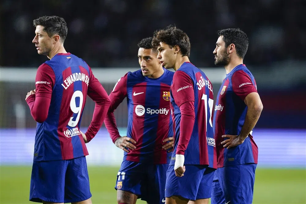 Barça worstelt zich voorbij Osasuna naar opnieuw een Clásico-finale