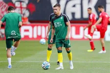 Thumbnail for article: Kuijt krijgt de beschikking over voormalig Barça-speler met Eredivisie-ervaring