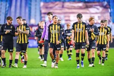 Thumbnail for article: 'Vitesse hunkert naar het terugkrijgen van een eigen identiteit'