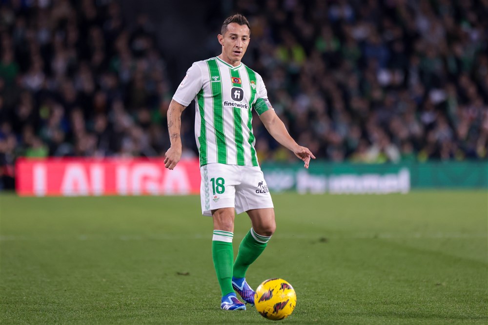 Voormalig PSV'er Guardado keert na 17 jaar terug naar Mexico