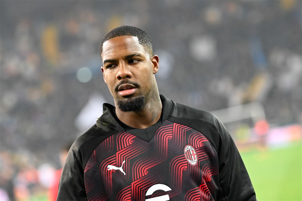 Maignan na racistische beledigingen: 'Deze mensen horen niet in het stadion'