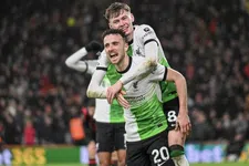 Thumbnail for article: Carragher ziet een betere afmaker dan Salah bij Liverpool rondlopen