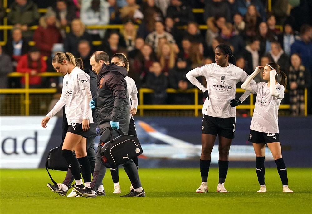 Roord mist cruciaal duel Oranje Vrouwen door zware blessure