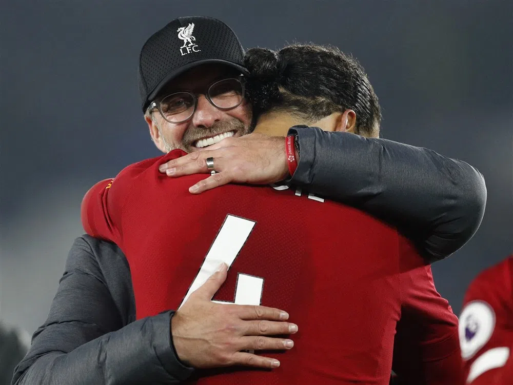 Van Dijk betreurt vertrek Klopp: 'Maar het is nu business as usual'