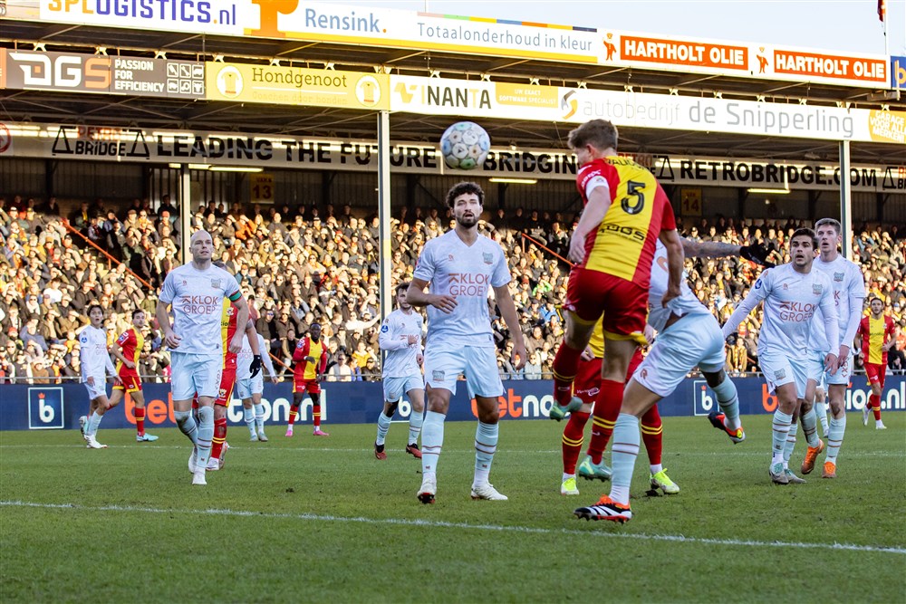 Go Ahead slaat aanval NEC af en blijft 'best of the rest'