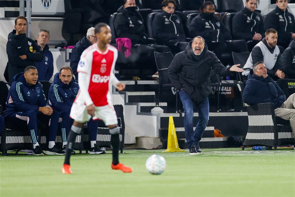 Van 't Schip over topper tegen PSV: 'Duidelijk dat we anders moeten spelen'