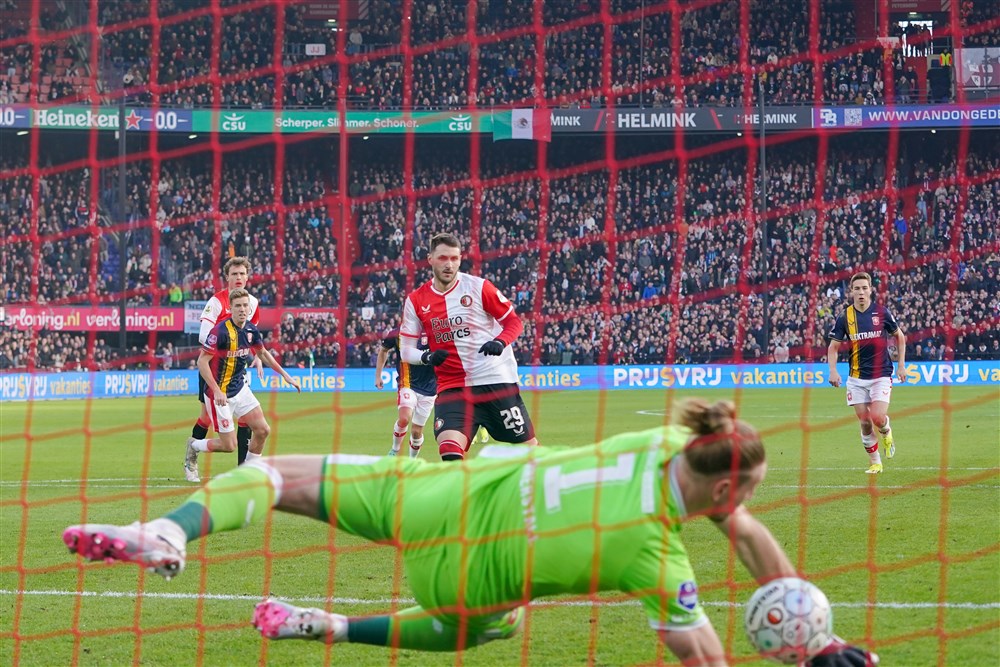 Doelpuntenmachine Giménez hapert: tweede gemiste penalty op rij