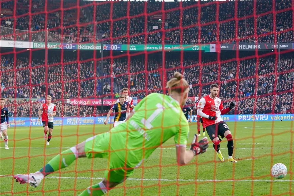 'Er wordt te veel en te snel kritiek geleverd op Feyenoord'