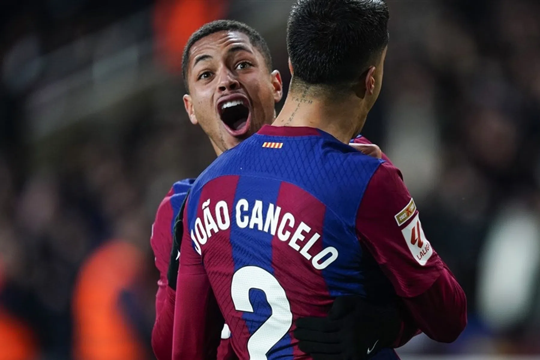 Enige winteraanwinst helpt gehavend Barça binnen twee minuten