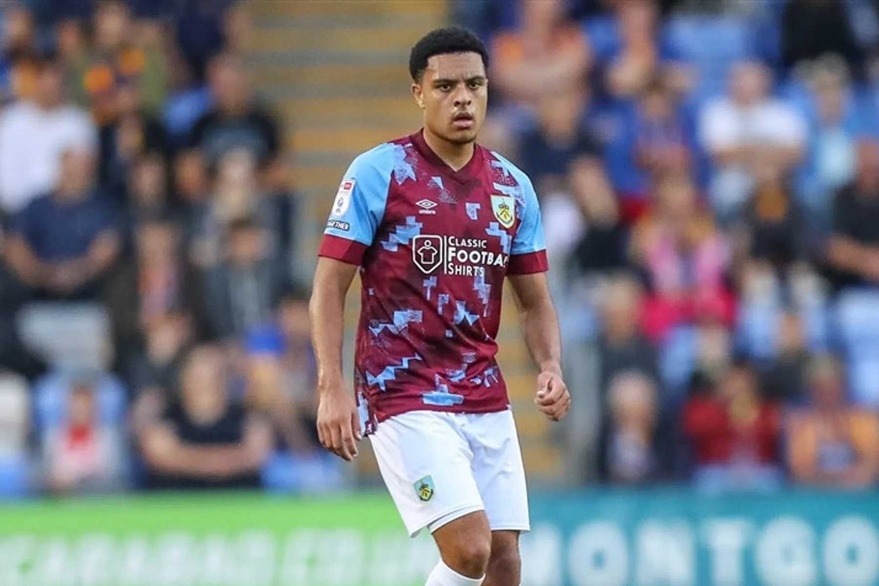 PSV aast opnieuw op Burnley-speler Egan-Riley