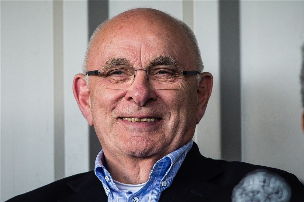 Van Praag doet de deur voor Overmars bij Ajax dicht