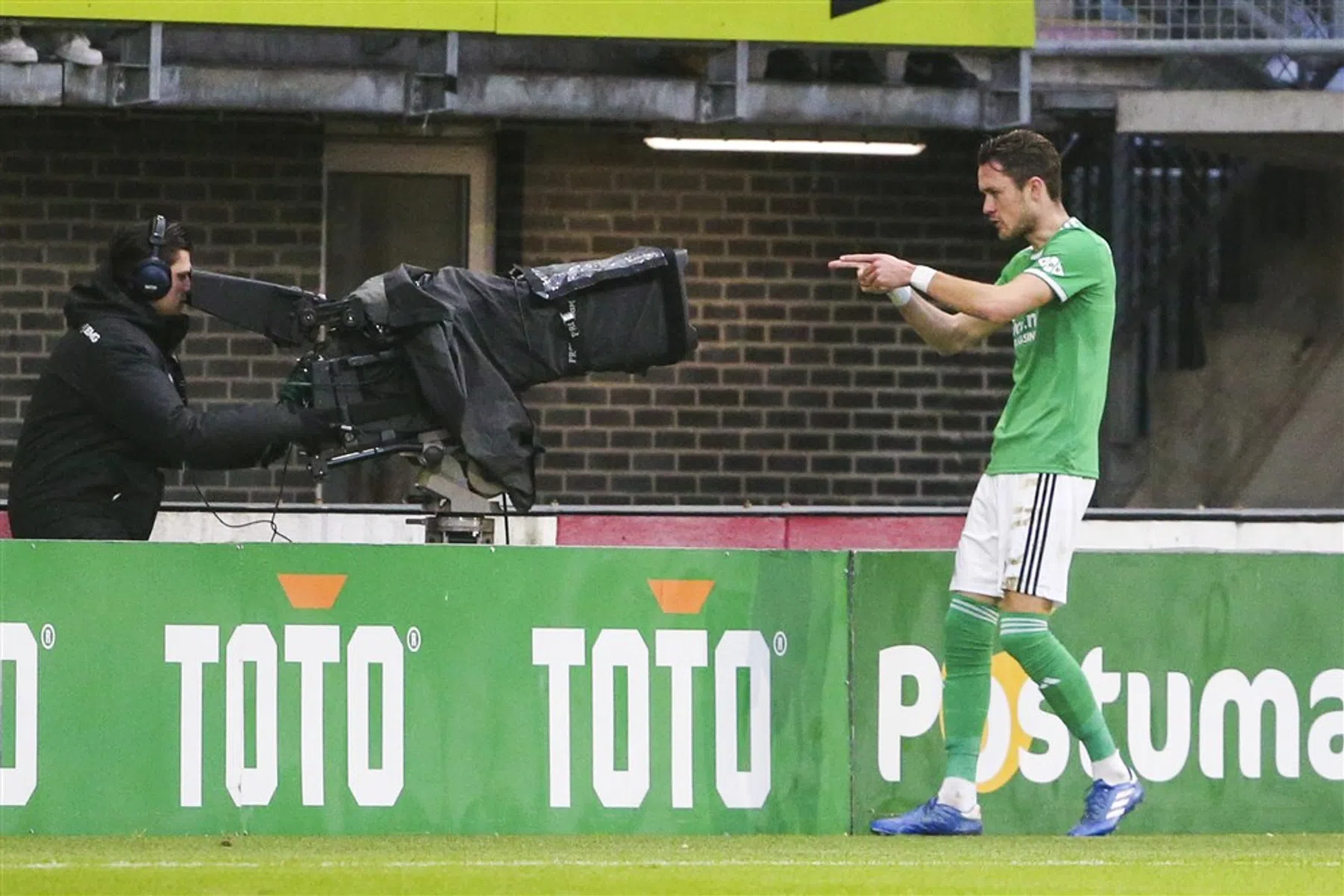 Emotionele Lam getuigt over zware week op privévlak