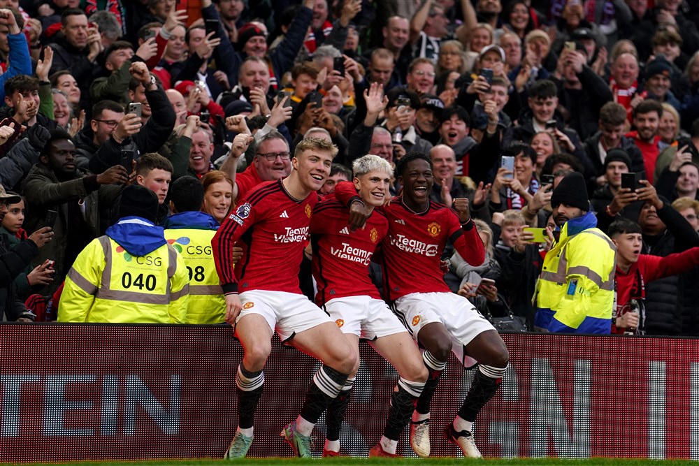 Eindelijk kan Ten Hag eens achterover leunen: primeur Man United