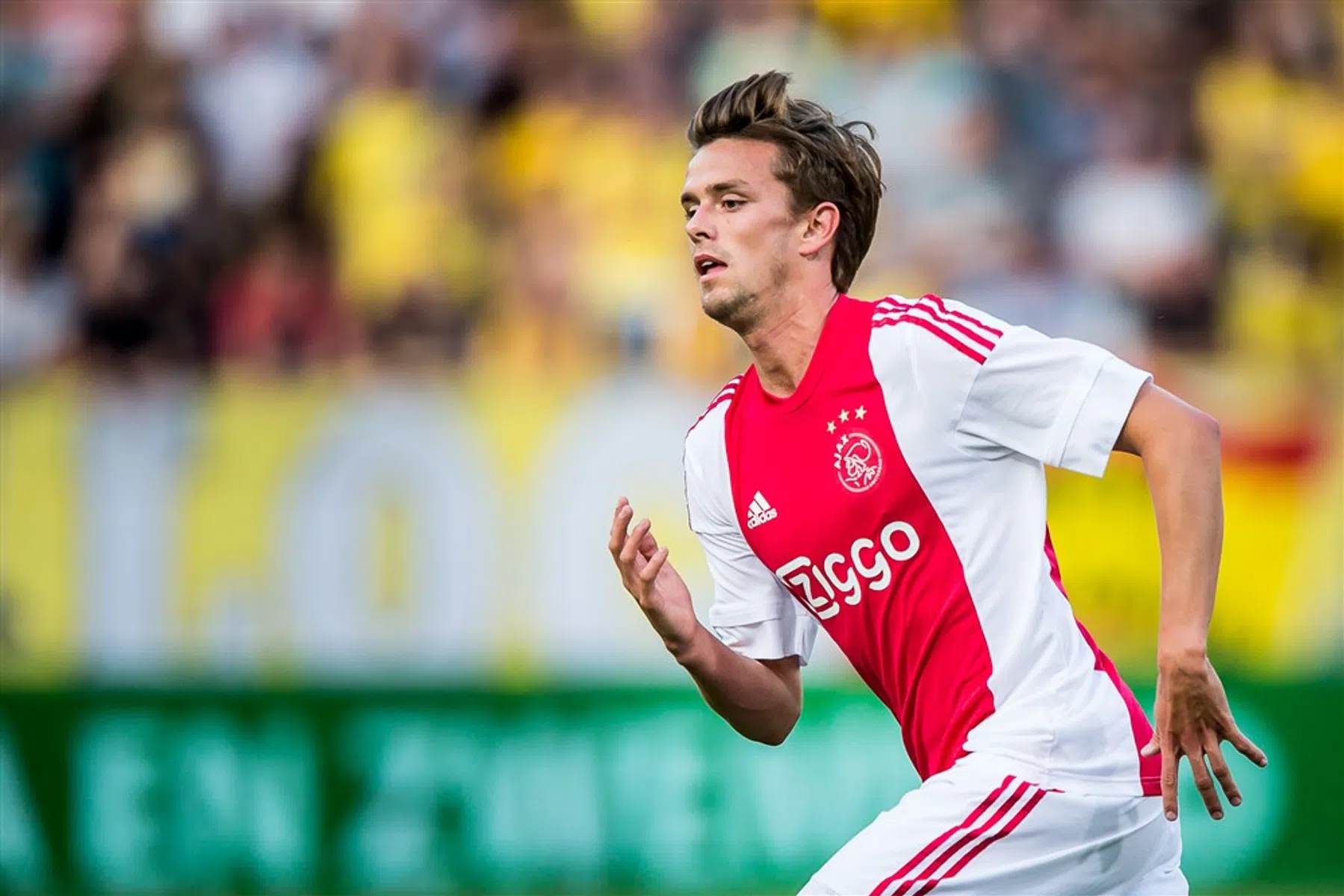 Voormalig Ajacied met ruim vijftig wedstrijden in het eerste duikt op bij QPR