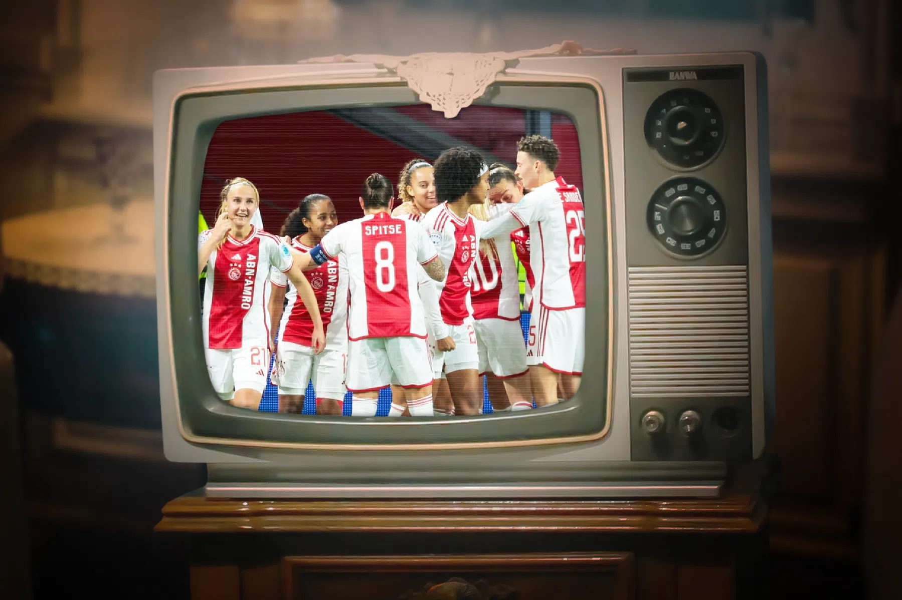 Voetbal op tv: loting voor Ajax Vrouwen, bekerduel in Nijmegen