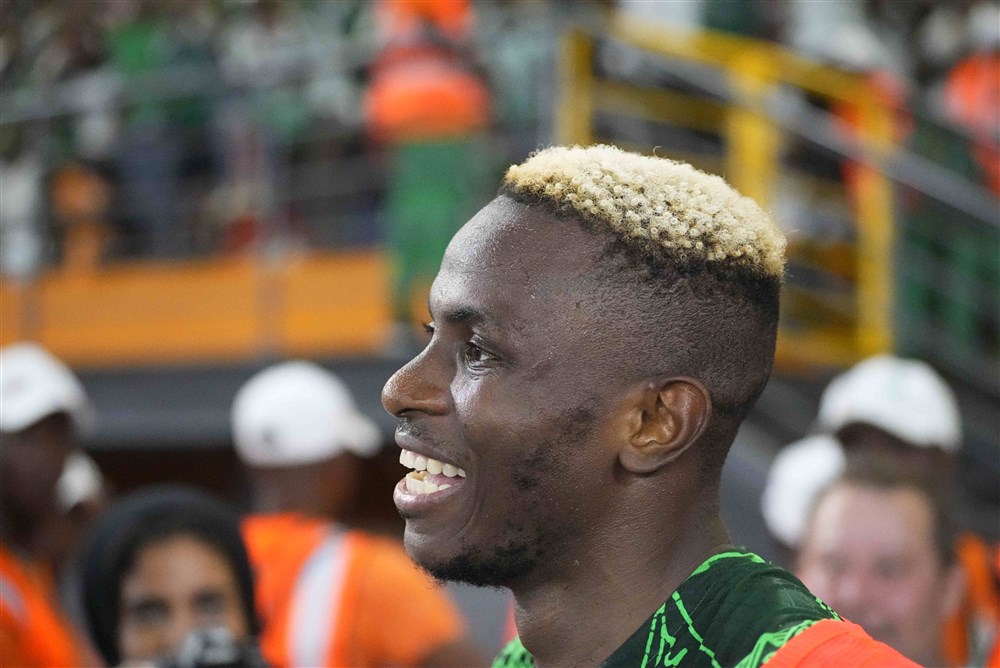 Opluchting bij Nigeria: Osimhen wint race tegen de klok