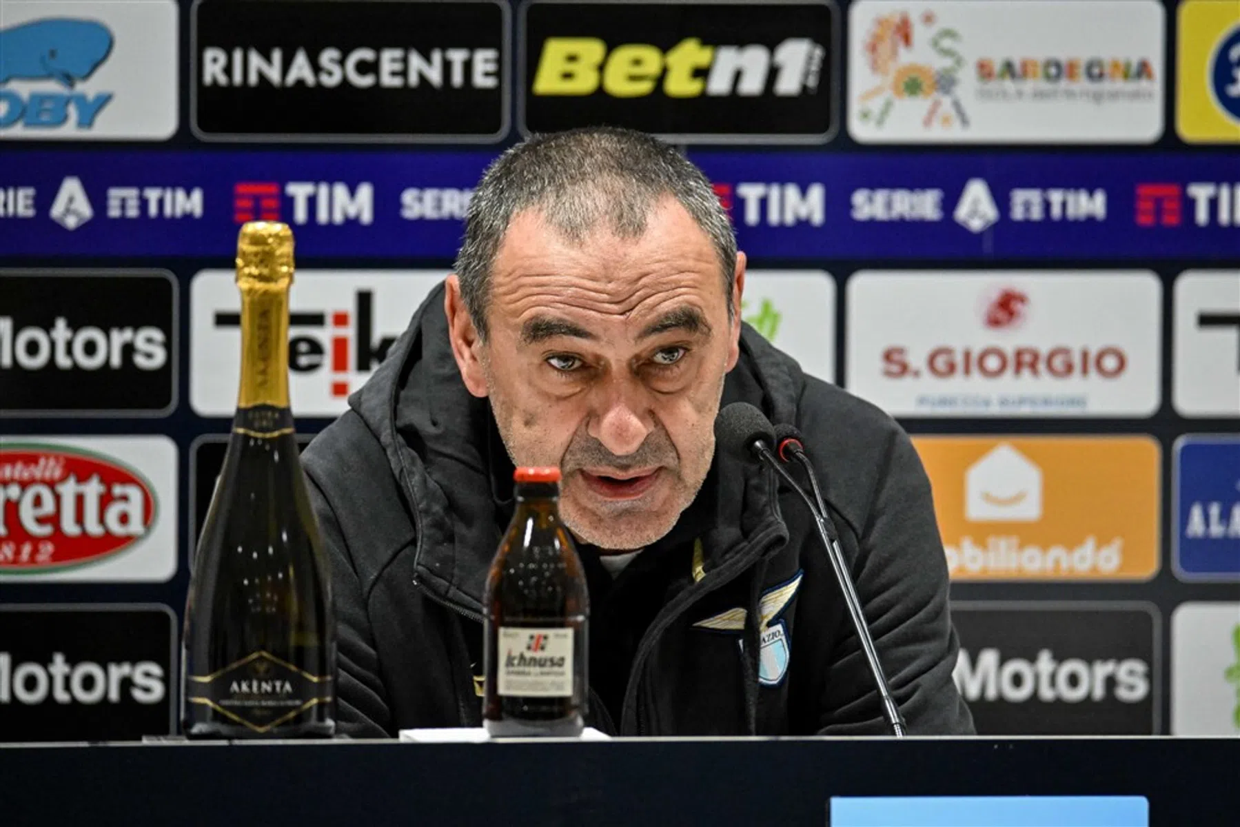 Sarri op zijn hoede: 'In de Champions League maken ze geen fouten'