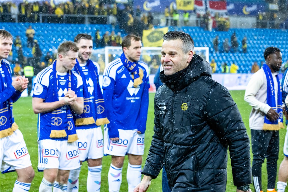 Bodø/Glimt-trainer stoort zich richting Ajax aan UEFA: 'Ik begrijp het niet'