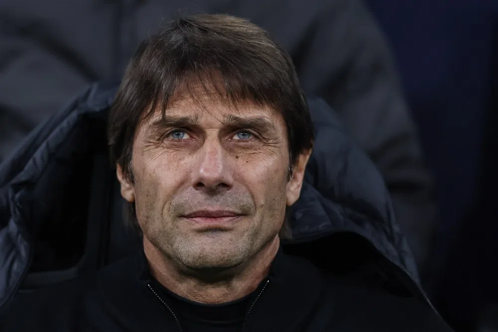 Conte weemoedig over Chelsea-tijd: 'We spraken toen nog met Van Dijk'