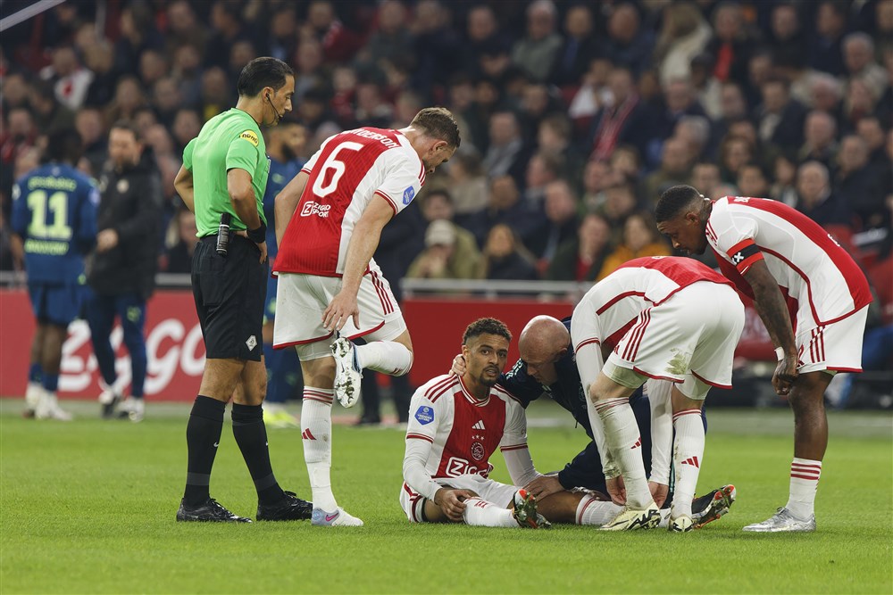Ajax start met Akpom tegen Bodø/Glimt, Rensch maakt rentree
