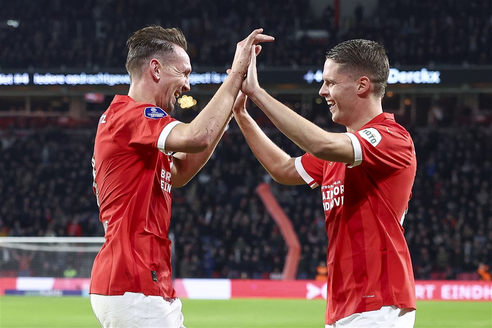 De Jong na rode kaart Heracles: 'Goed dat arbiters ons beschermen'